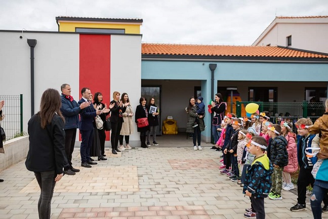 S otvorenja novog igrališta u vrtiću u Žbandaju - Foto Grad Poreč