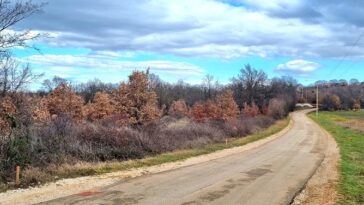 Foto Grad Poreč - Cesta Radmani - Dračevac