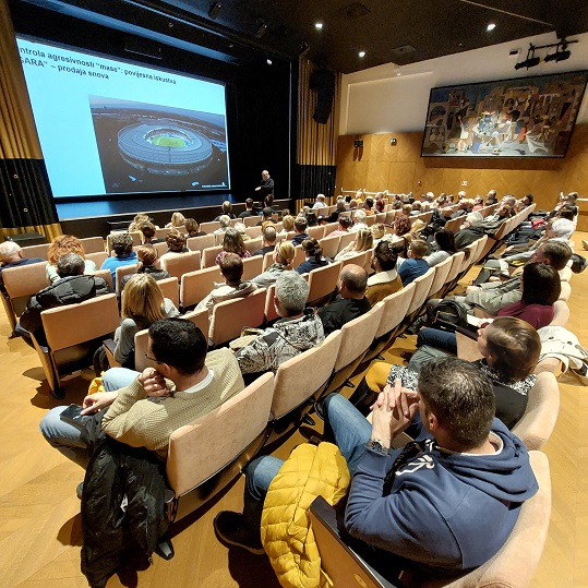 Foto CMIK Novigrad - kino program u travnju 2023.