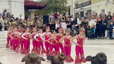 Foto MOT 08 - Ples na Trgu slobode u Poreču 29-4-2023