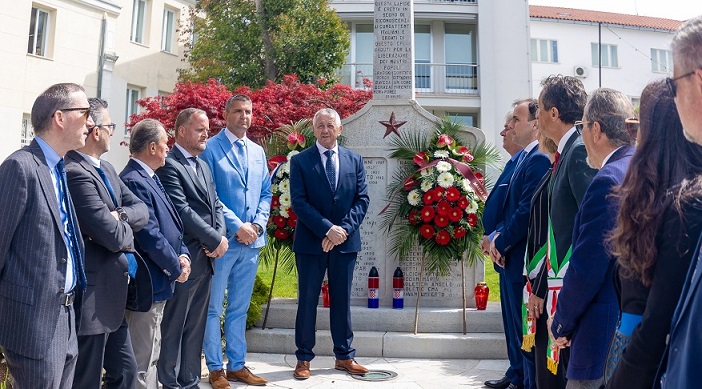 Foto Andi Bančić dan grada poreča 28-4-2023 polaganje vijenaca spomenik palim borcima