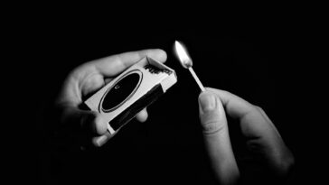 Ilustracija - Foto Victoria_Watercolor da Pixabay šibice požar vatra