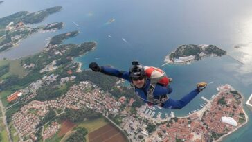 Foto Grad Poreč padboran natjecanje