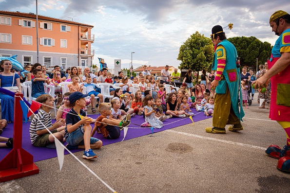 Foto FUČ - Festival uličnih čarobnjaka - TZ Tar Vabriga