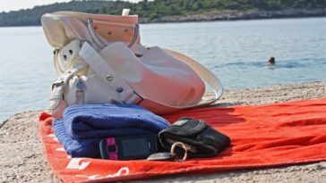 plaža policija ilustracija stvari