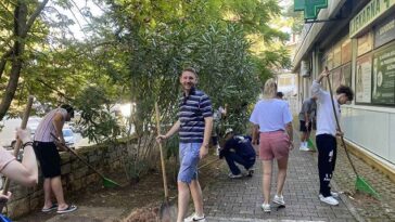 Foto Dom Poreč - mladi volonteri iz Lions kampa