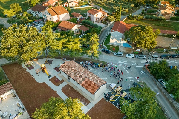 Društveni dom u DRačevcu - Foto Grad Poreč