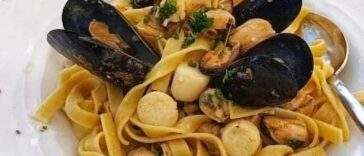 Foto TZ Funtana pašta pedoći dagnje hrana delicija