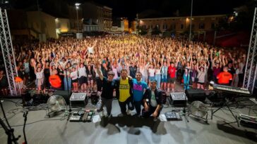 tz poreč trg slobode turisti gužva koncer