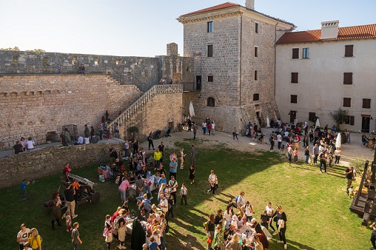 Foto Kaštel Grimani-Morosini Svetvinčenat