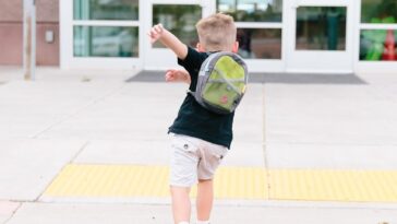 dijete učenik škola prvašić obrazovanje