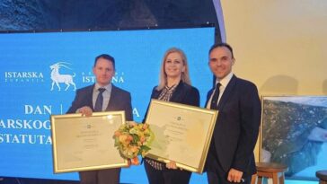 Željko Kukurin, Elena Uljančić i Loris PEršurić - Foto Grad Poreč