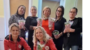 crveni križ dan žena