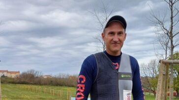 Cernogoraz - Foto Grad Novigrad