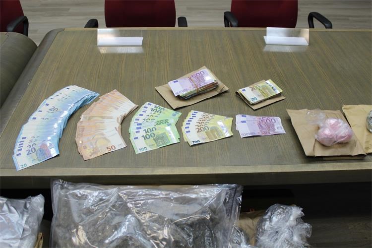 Foto Policijska uprava istarska novac droga dileri