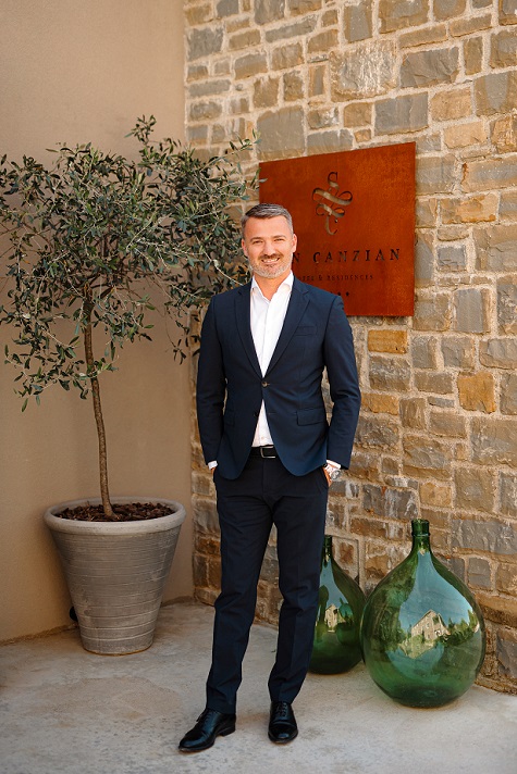 Photo Flick Factory - Dragan Drlja, direktor hotela San Canzian