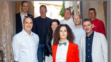 Foto HDZ Vrsar - nositeljica liste Tina Slamar