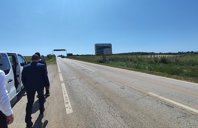 Dionica od Tara do Bašarinke koja će se obnoviti - Foto Tanja Kocijančić