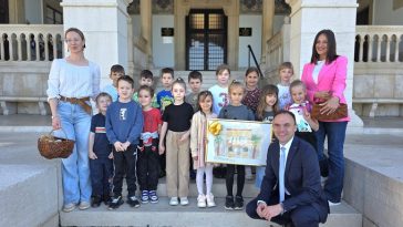 Djeca iz vrtića Radost II posjetila gradonačelnika Poreča
