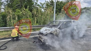 Foto Vatrogasci Umag - Požar automobila na Istarskom ipsilonu