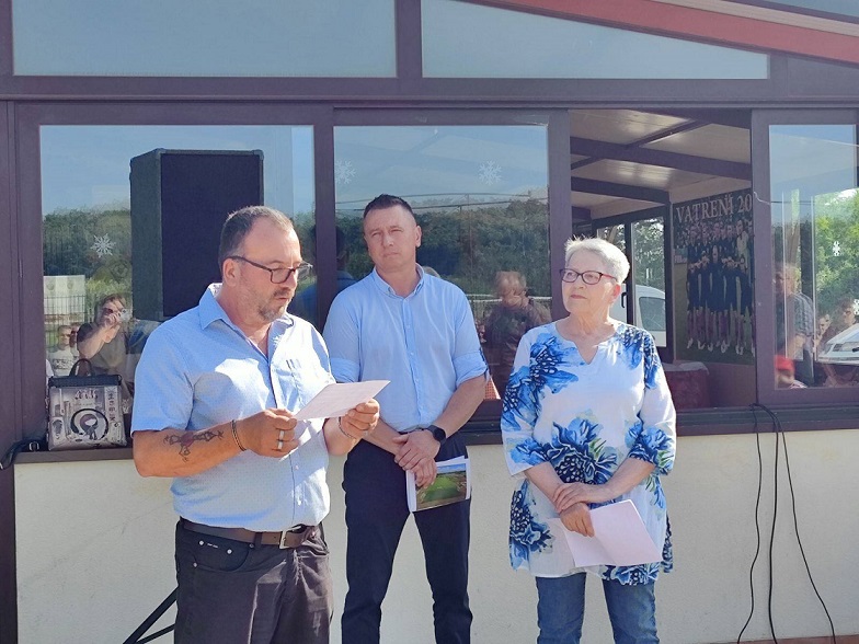 Otvaranje novog nogometnog igrališta u Kašteliru - Foto Tanja Kocijančić