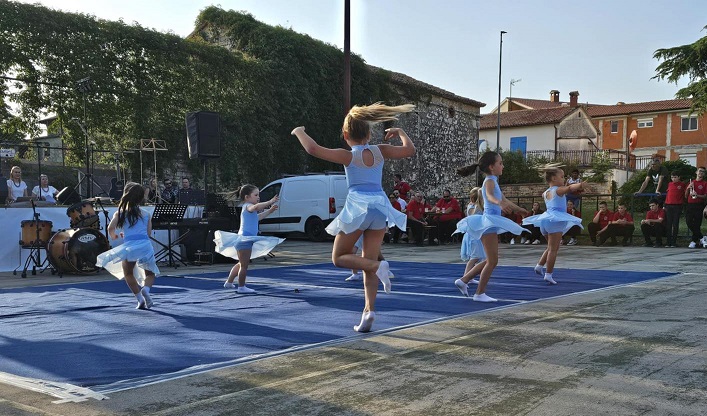 Foto Općina Kaštelir-Labinci - Ester Diklić