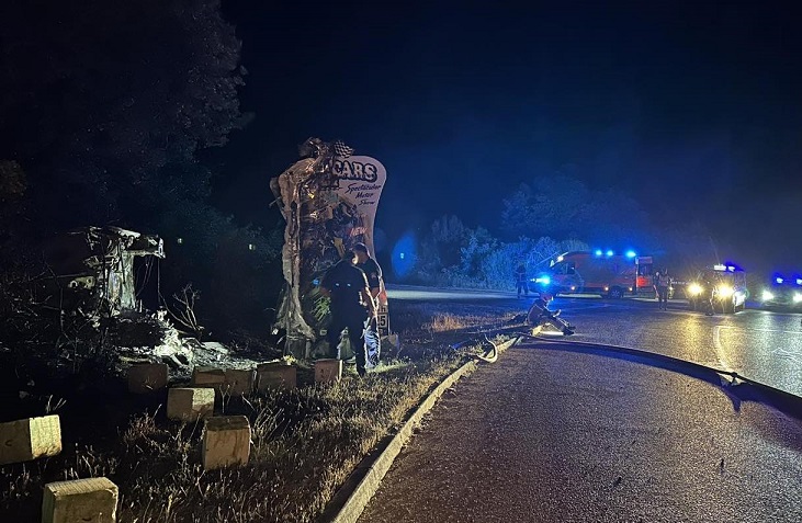 Foto Javna vatrogasna postrojba Pula - Požar vozila kod Peroja
