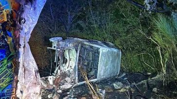 Foto Javna vatrogasna postrojba Pula - Požar vozila kod Peroja