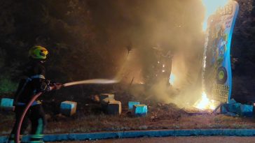 Foto Javna vatrogasna postrojba Pula - Požar vozila kod Peroja