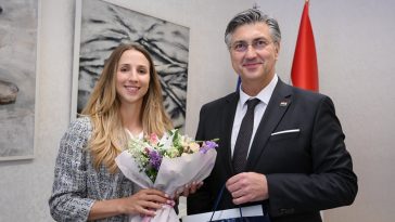 Foto Ured predsjednika Vlade RH - Ivana Dojkić na prijemu kod premijera Plenkovića