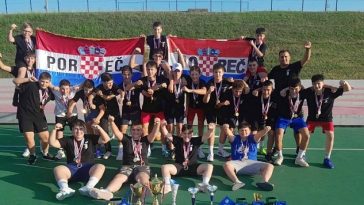 Foto Rukometni klub Poreč - Uspješna selekcija U 13 s broncom u državi
