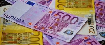 Foto Alexa za Pixabay - ILUSTRACIJA NOVAC EURO EURI