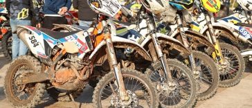 motor motocikl enduro