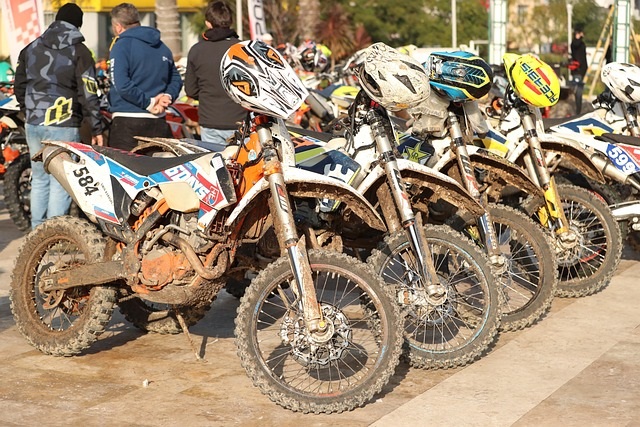 motor motocikl enduro