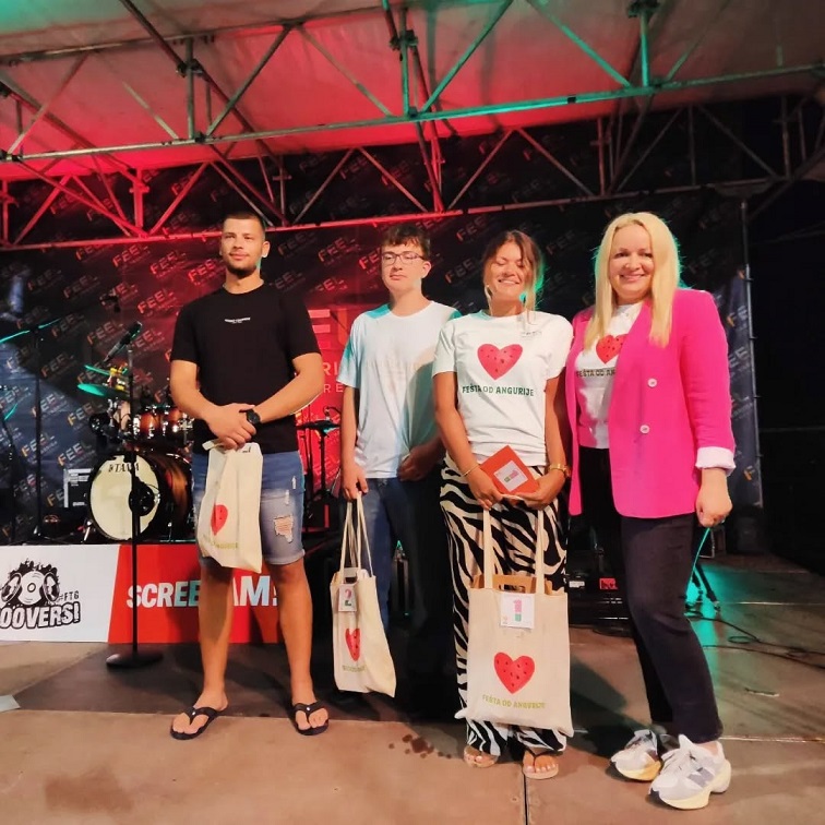 Fešta od angurije u Rošinima 2025. - Foto Tanja Kocijančić - Najbolji u brzom jedenju lubenica