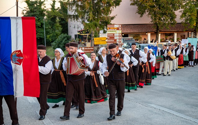 Foto Savez folklornih društava Istarske županije