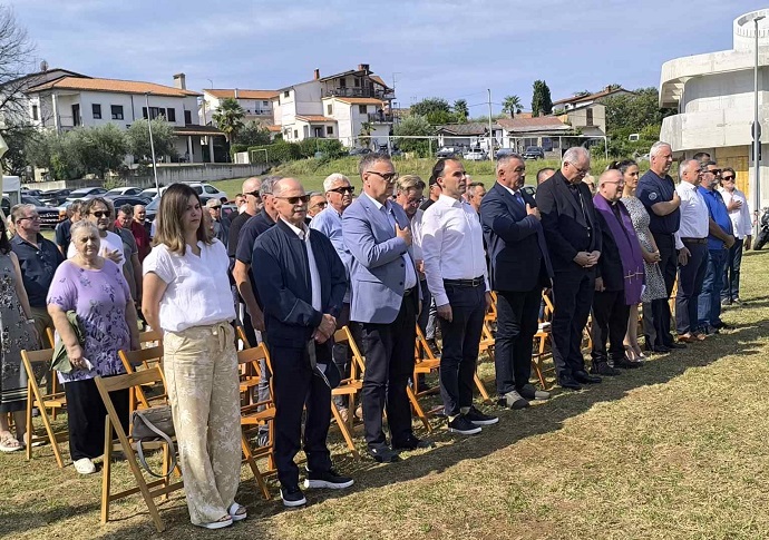Funtana dobila spomenik hrvatskim braniteljima svečanost otvaranja 2-8-2025