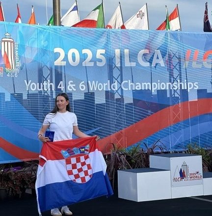 Foto Jedriličarski klub Horizont Poreč nika fornažar los angeles