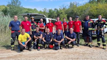Spašavanje osobe kod Škarlina - Foto Vatrogasci Umag