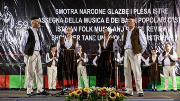 Smotra folklora i narodne glazbe Istre - Tar - Foto Valter Zanco