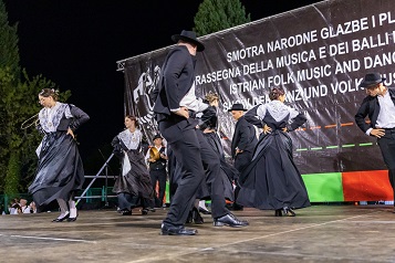 Smotra folklora i narodne glazbe Istre - Tar - Foto Valter Zanco