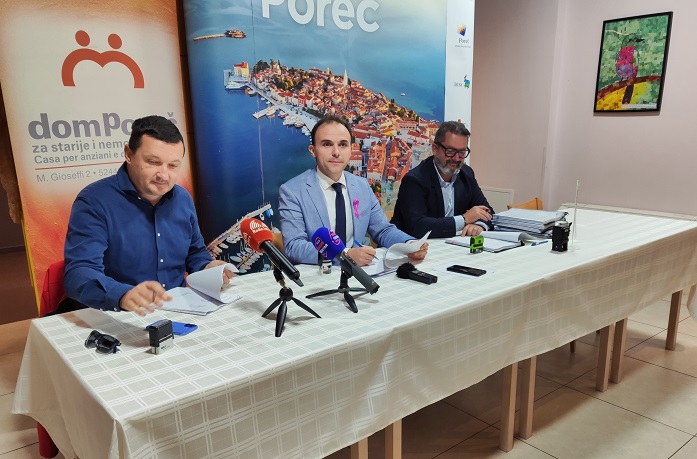 potpis ugoor proširenje doma za starije loris