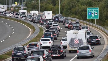 gužva NE DIRAJ FOTKU NIKADA ISTARSKI IPSILON