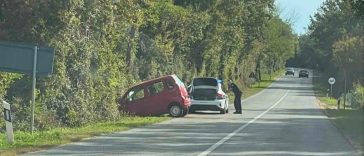 Nesreća na cesti prema SV. Lovreču - Foto Istra Terra Magica