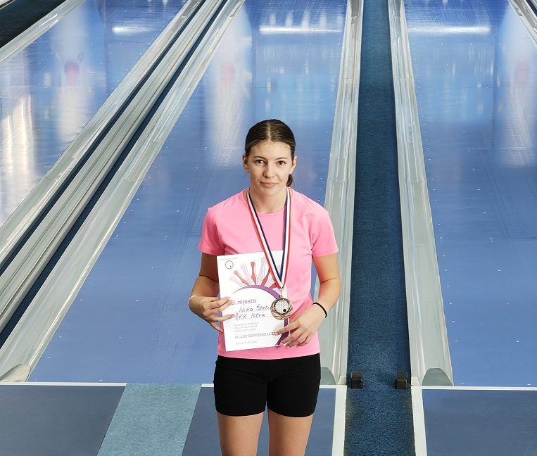 Porečka kuglačica Nika Štetić osvojila medalju i izborila državno prvenstvo