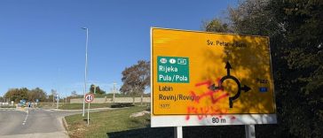 svastika kukasti križ nacizam mržnja vandali