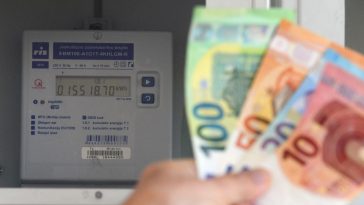 NE DIRAJ NIKADA FOTKU STRUJA HEP PIXSELL