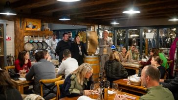 Cabernet Sauvignon & plava riba oduševili Funtanu: Ivan Načinović priredio eno-gastro večer za pamćenje