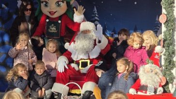 Foto Grad Poreč - Dolazak Djeca Mraza na Advent