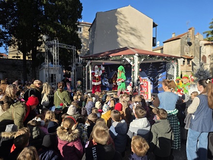Foto Grad Poreč - Dolazak Djeca Mraza na Advent